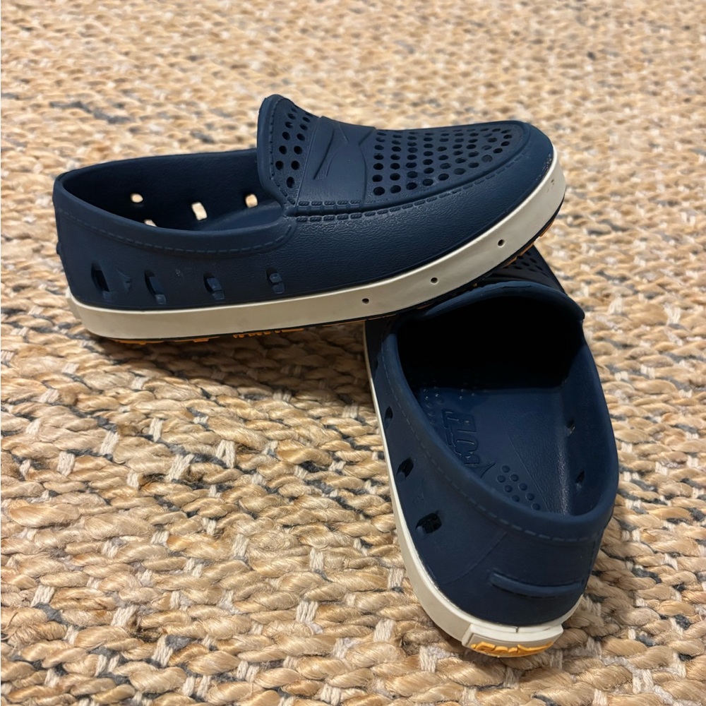 Kids Floafers stylish, waterproof shoes. Size 10